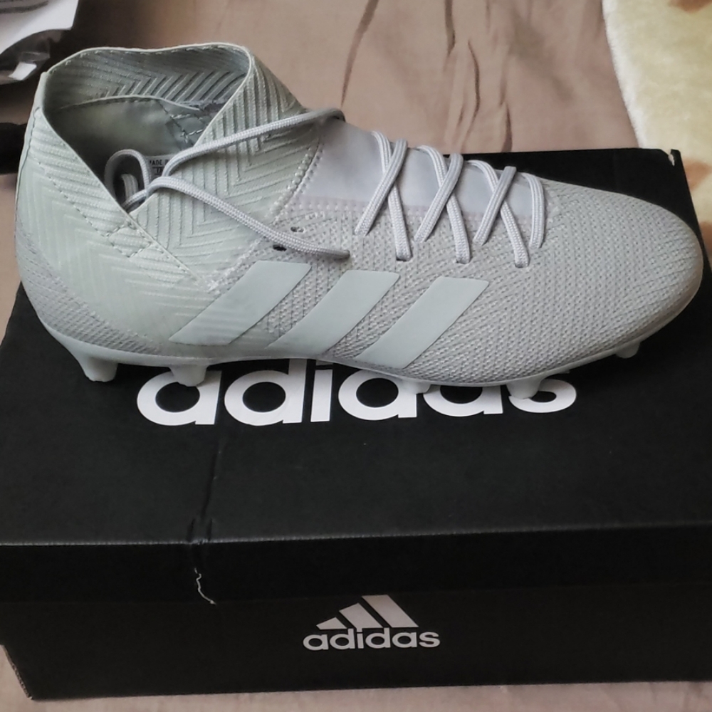 soccer cleats adidas size 6.5